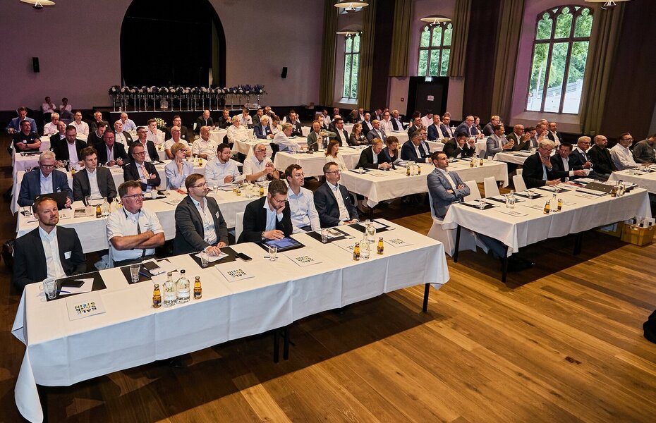 Blick auf die Mitgliederversammlung 2025